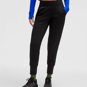 Women's Black Textured Jogger Pants